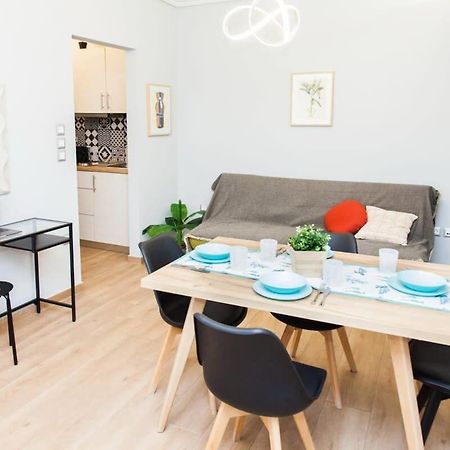 Contemporary And Chic Apartment In Central Aten Exteriör bild